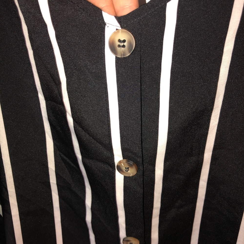 Striped Tank Top - Picture 4 of 4